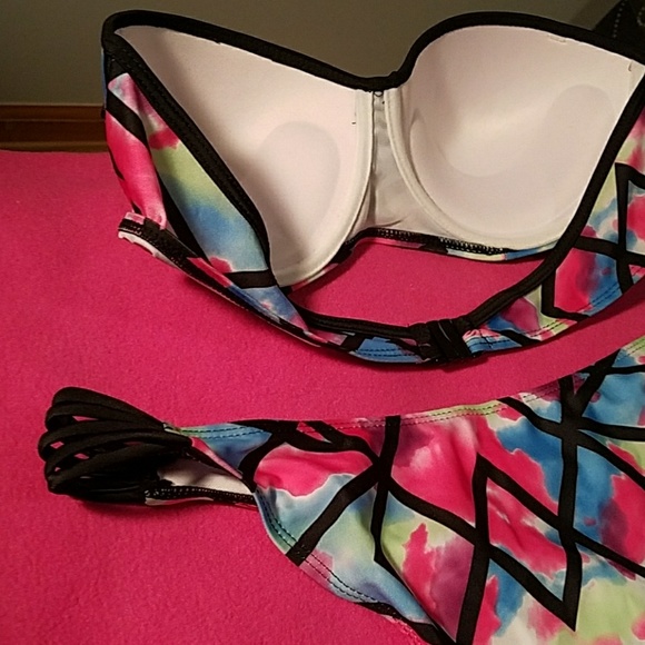 NWOT Watercolor Pushup Bikini! - Picture 5 of 7